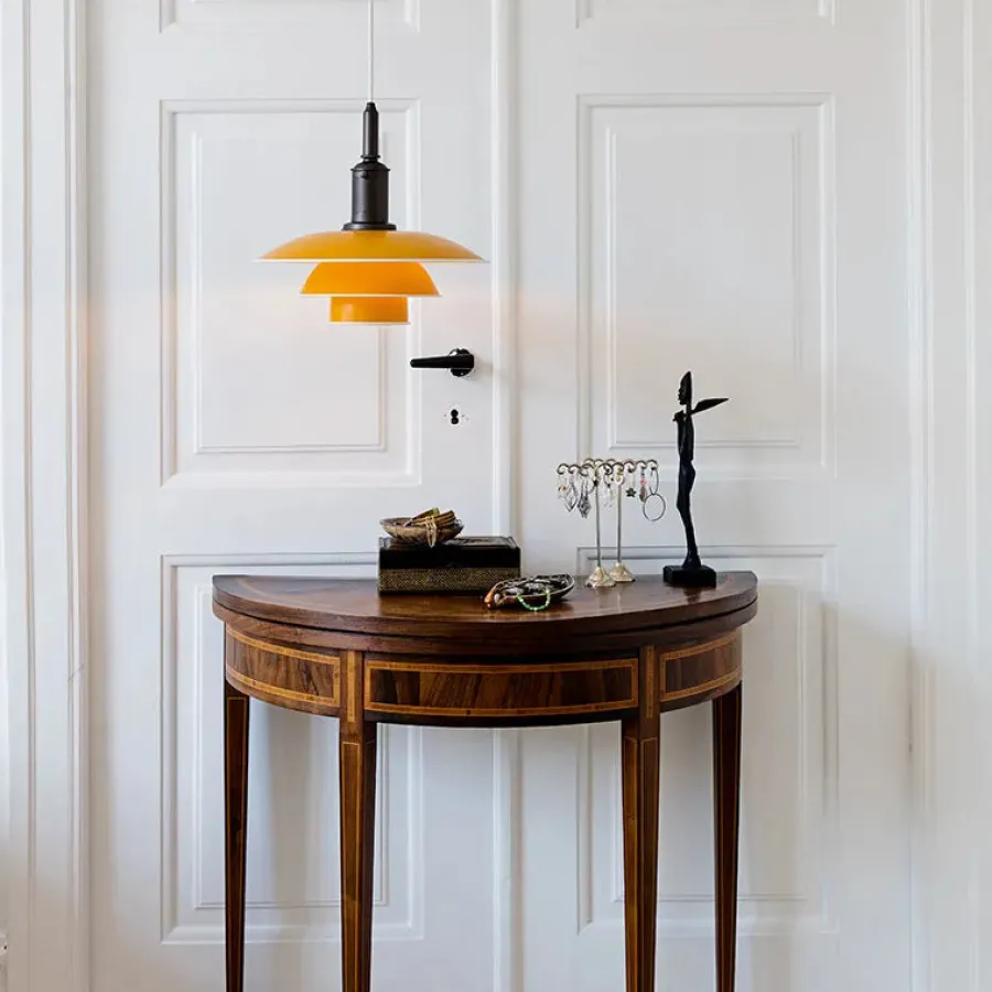 PH 3½-3 Pendel, rød af Poul Henningsen<Louis Poulsen Sale