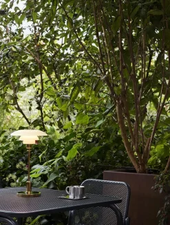 PH 2/1 Portable Bordlampe, messing fra<Louis Poulsen Outlet