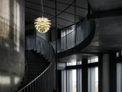 PH Artichoke i Sandblæst Glas fra<Louis Poulsen Hot