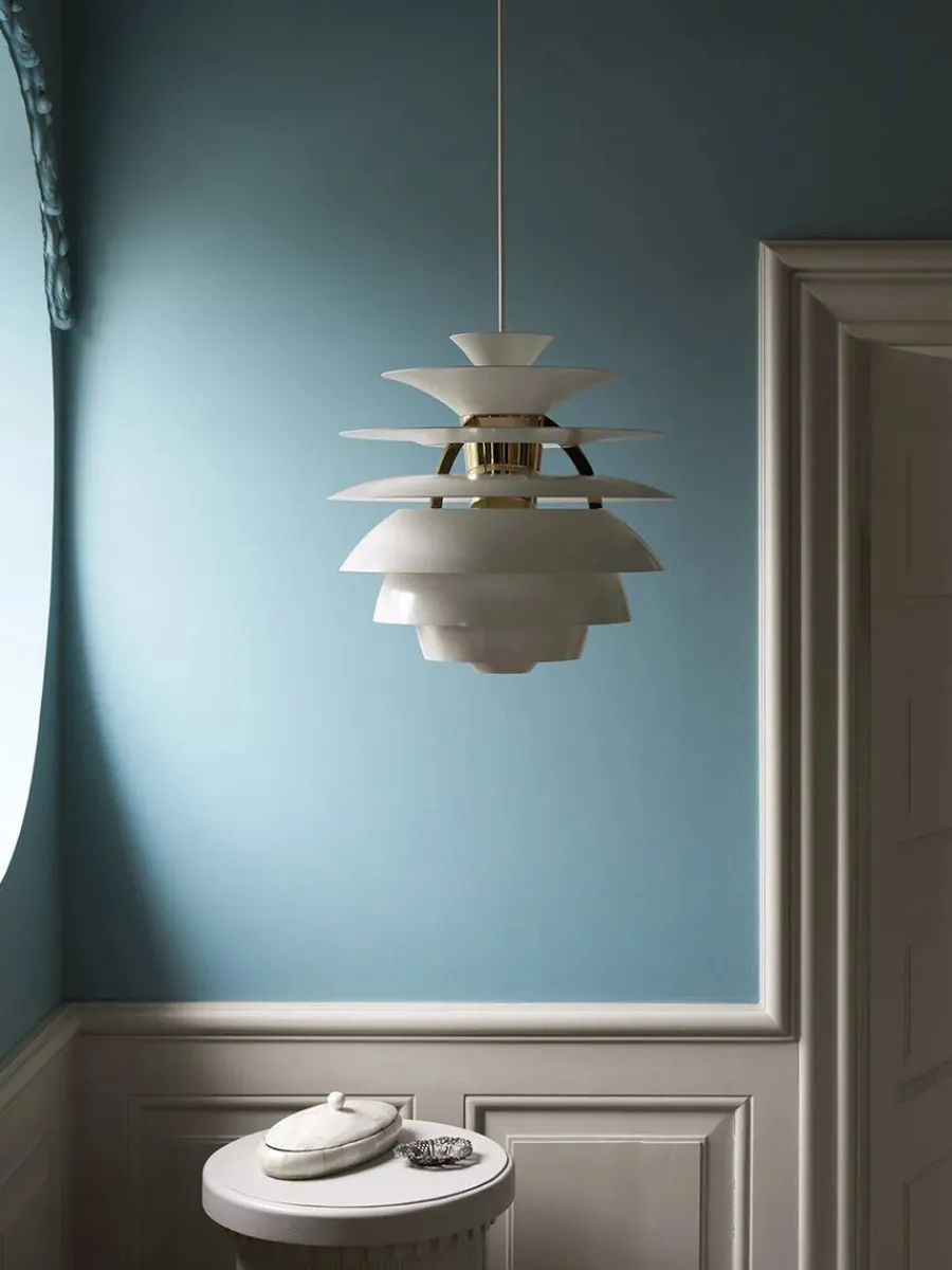 PH Snowball, dusty green/chrome af Poul Henningsen<Louis Poulsen Outlet