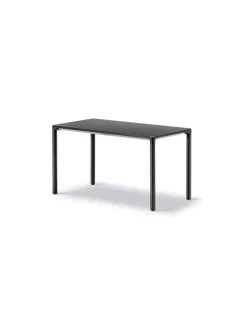 Piloti Bord, sort laminat fra<Fredericia Furniture New