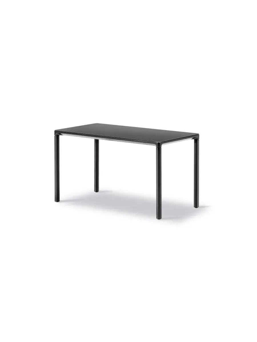 Piloti Bord, sort laminat fra<Fredericia Furniture New