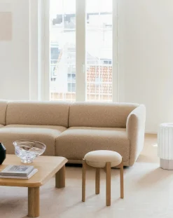 Pioneer Stool, lacquered oak/max 95 fra<Fredericia Furniture Best