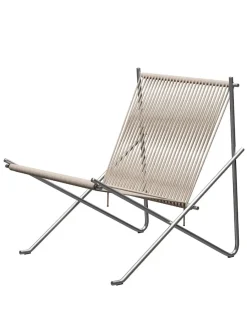PK4 Loungestol i natur, sort stel af Poul Kjærholm<Fritz Hansen Clearance