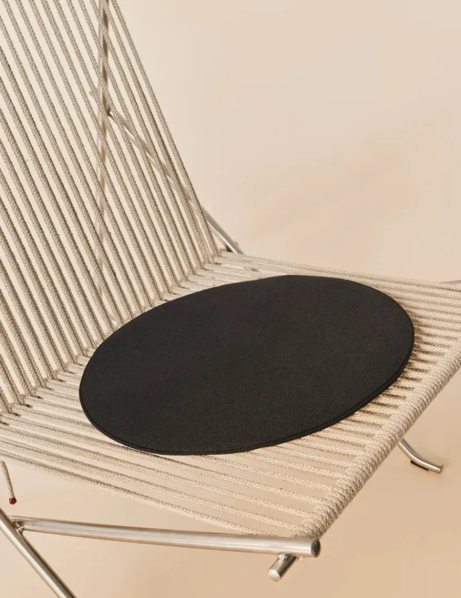 PK4 Loungestol i sort, stålstel af Poul Kjærholm<Fritz Hansen Hot