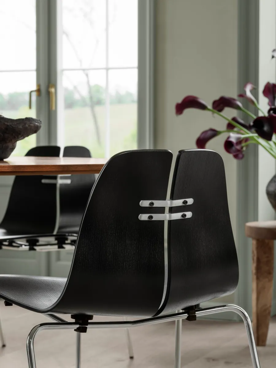 PK3 spisebordsstol, sort ask af Poul Kjærholm<Fritz Hansen Clearance