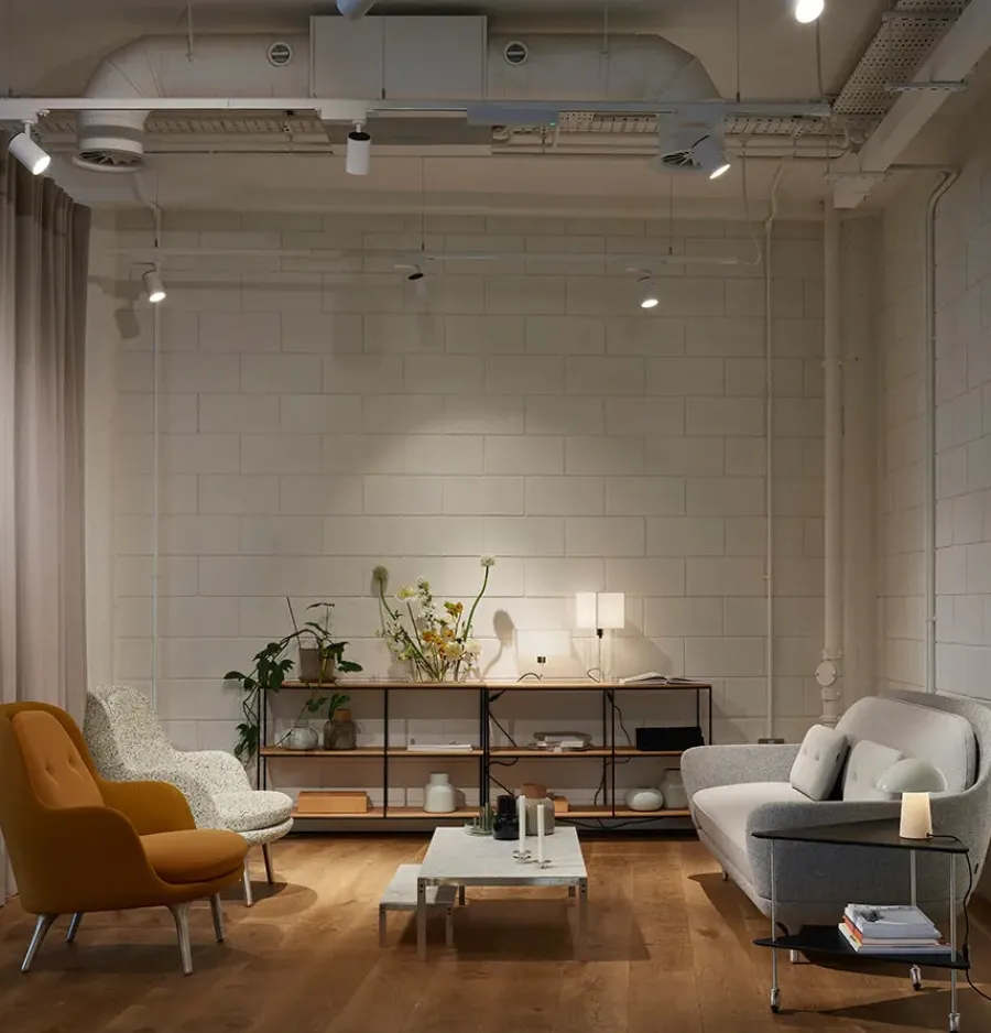 PK63A Sofabord af Poul Kjærholm<Fritz Hansen