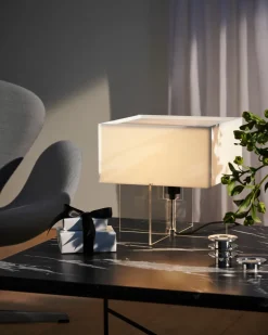 Planner Sofabord Ø80 fra<Fritz Hansen Outlet
