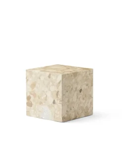 Plinth Cubic Sand Kunis Breccia marmor fra<Audo Copenhagen Online