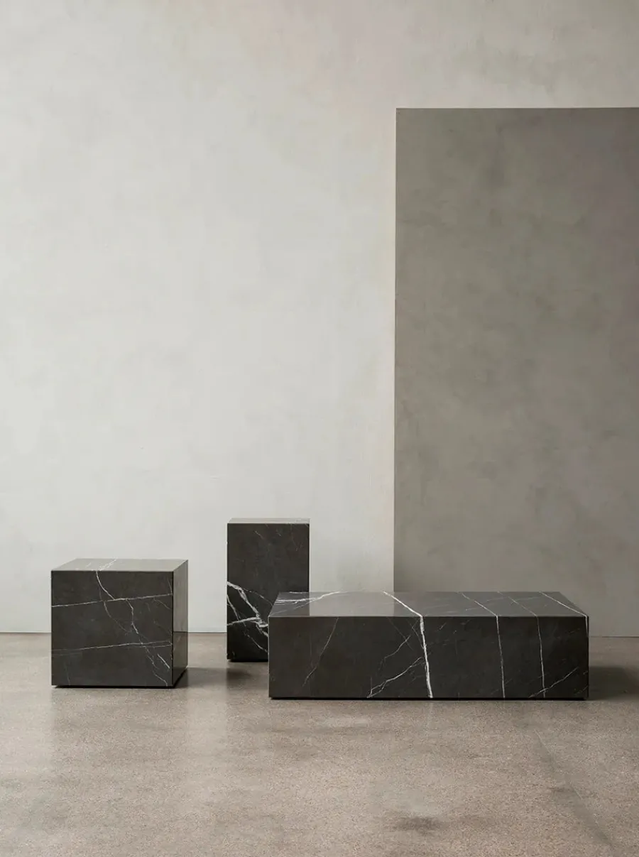 Plinth Low, grey galaxy marble fra<Audo Copenhagen Clearance