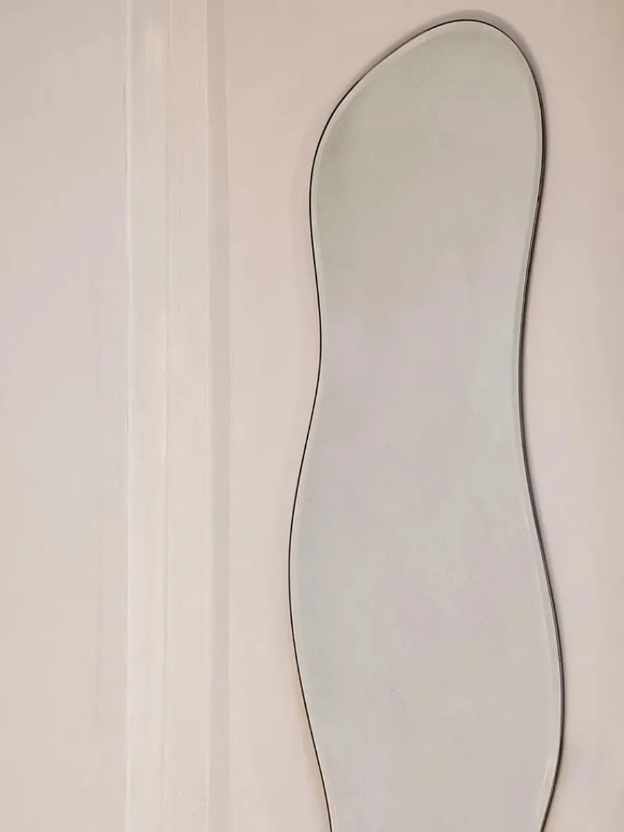 Pond Mirror Full Size, dark chrome fra<Ferm Living Clearance