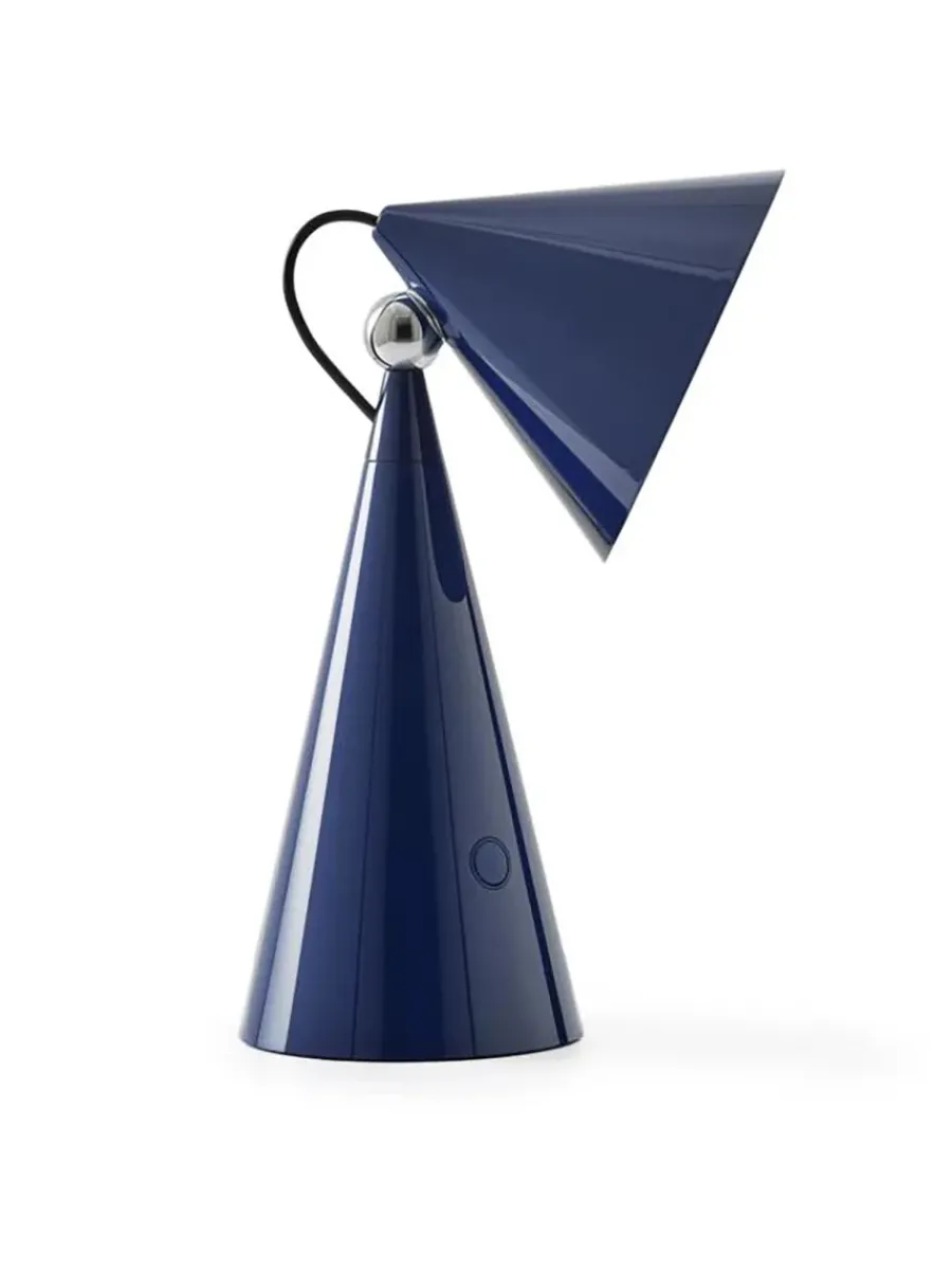 Pose Portable Bordlampe fra<Tom Dixon Clearance