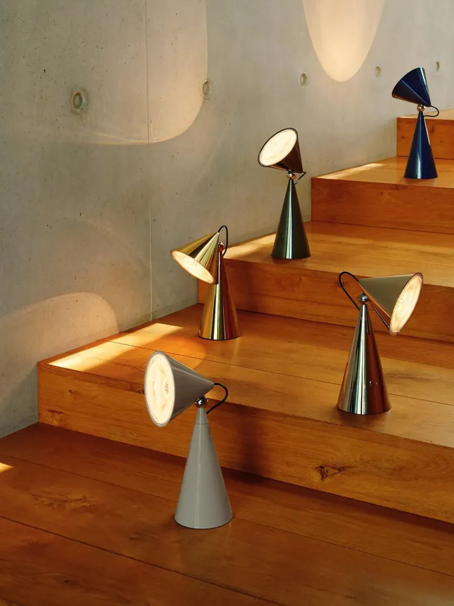 Pose Portable Bordlampe fra<Tom Dixon Clearance