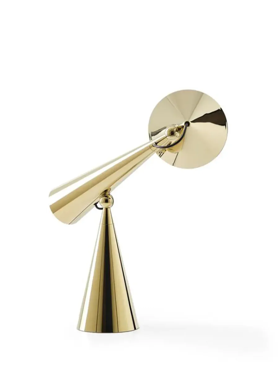 Pose Task LED Bordlampe fra<Tom Dixon Online