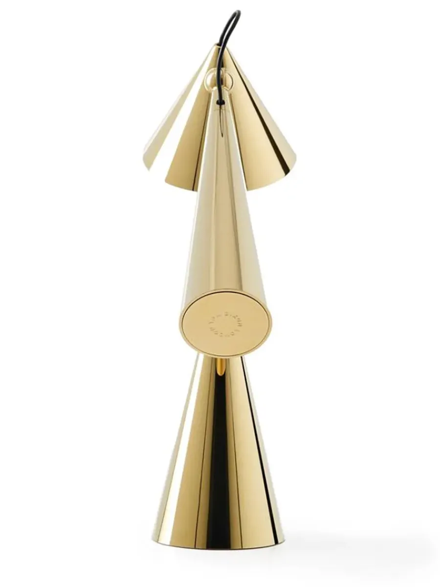 Pose Task LED Bordlampe fra<Tom Dixon Online