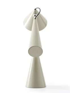 Pose Task LED Bordlampe fra<Tom Dixon Online