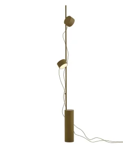 Post Floor Lamp fra<Muuto New