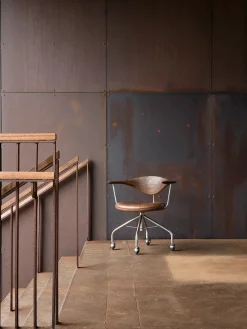 PP502 Kontordrejestol af Hans J. Wegner<PP Møbler New