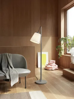 Pull Floor Lamp fra<Muuto Best