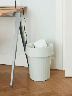 Pyramid 01 Bord fra<HAY Discount