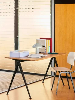 Pyramid 01 Bord fra<HAY Discount