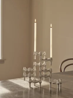 Quist Lysestage, børstet krom fra<STOFF Nagel Sale