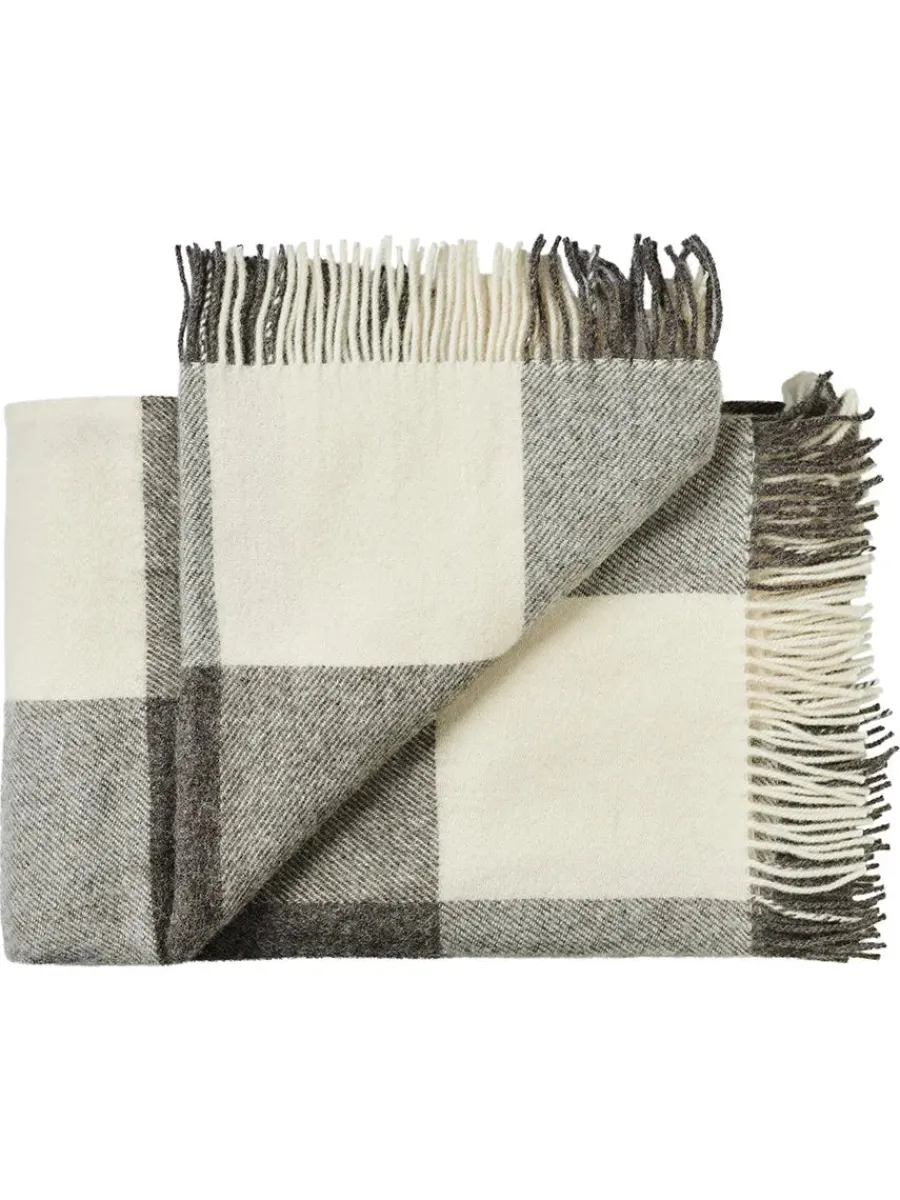 Ærø Plaid, grey white fra<Silkeborg Uldspinderi Best