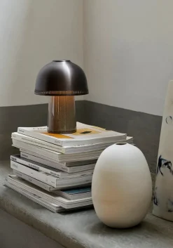 Raku SH8 portable bordlampe fra<&Tradition Discount