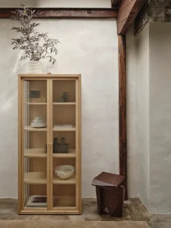 Reed Vitrine fra<Ferm Living Clearance