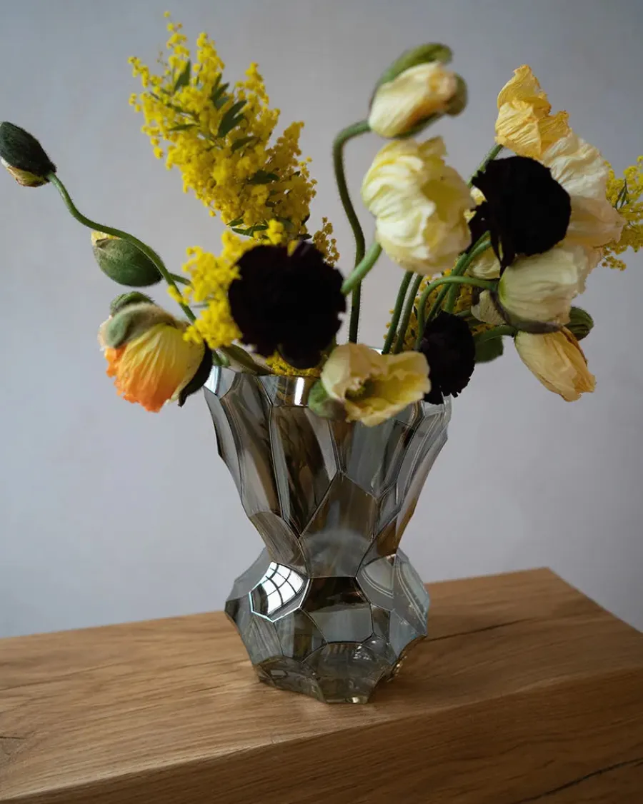 Reflection Vase, new smoke fra<Hein Studio Best