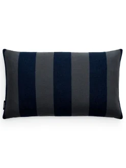Reflex Cushion, 45 x 75 cm fra<Kvadrat Outlet