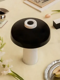 Reverse Table Lamp, carrara black fra<Audo Copenhagen Discount