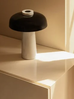 Reverse Table Lamp, carrara black fra<Audo Copenhagen Discount