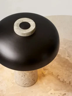 Reverse Table Lamp fra<Audo Copenhagen Hot