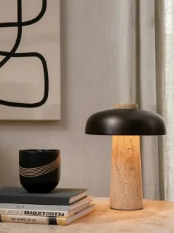Reverse Table Lamp fra<Audo Copenhagen Hot