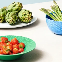 Rhombe dyb tallerken, turkis Ø24,5 cm fra<Lyngby Porcelæn Online