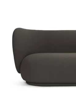 Rico Sofa 2, Utzon-Can Lis fra<Ferm Living Clearance