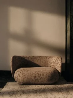 Rico Sofa 2-seater Cilla Taupe fra<Ferm Living Clearance