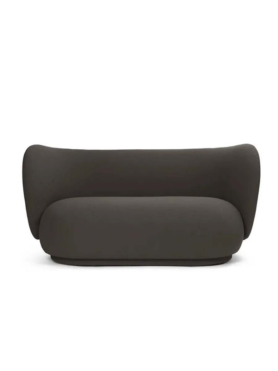 Rico Sofa 2-seater Cilla Taupe fra<Ferm Living Clearance