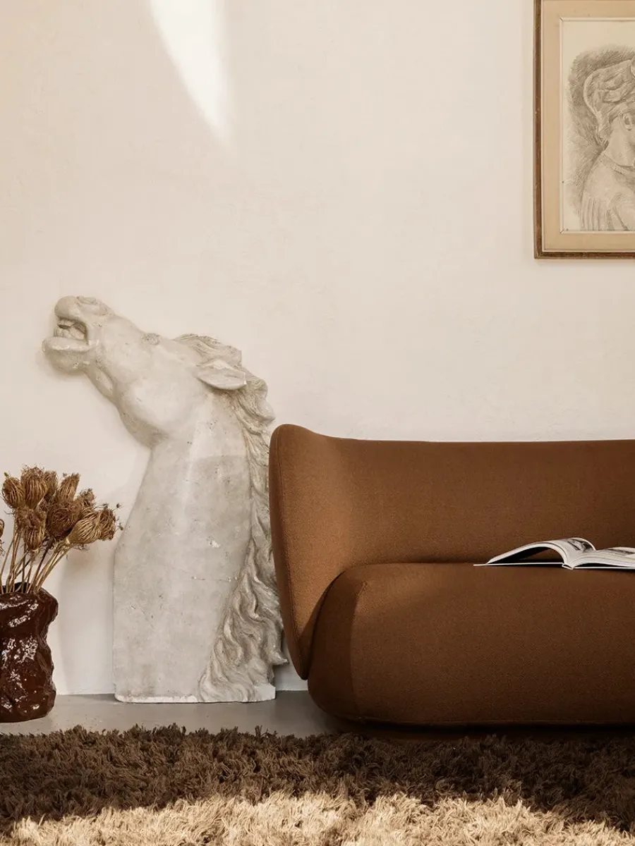 Rico Sofa 2-seater Cilla Taupe fra<Ferm Living Clearance