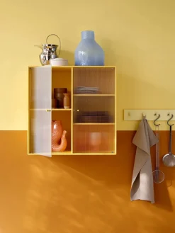 Ripple II Vitrineskab, inkl. ophæng fra<Montana Outlet