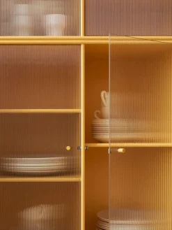 Ripple III Vitrineskab, inkl. ophæng fra<Montana Outlet