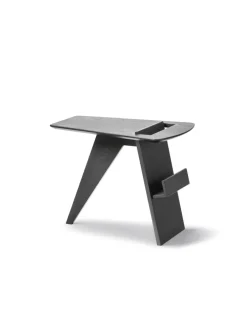Risom Magazine Table fra<Fredericia Furniture Sale