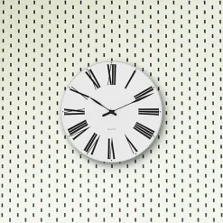 Roman Vægur af Arne Jacobsen (Ø: 21)<Arne Jacobsen Clocks Clearance