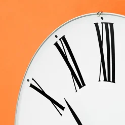 Roman Vægur af Arne Jacobsen (Ø: 29)<Arne Jacobsen Clocks Sale