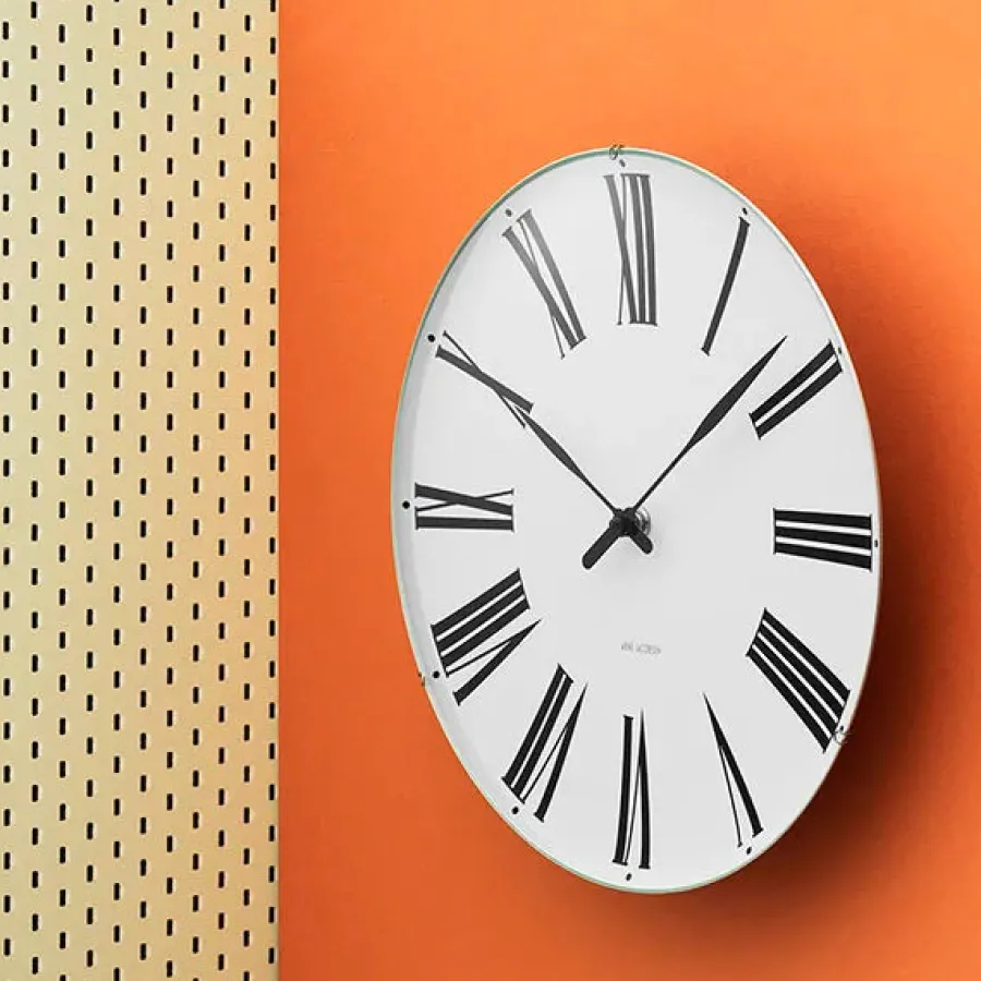 Roman Vægur af Arne Jacobsen (Ø: 29)<Arne Jacobsen Clocks Sale