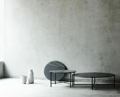 Round Coffee Table 90, sort marmor fra HANDVÄRK<Handvärk Hot