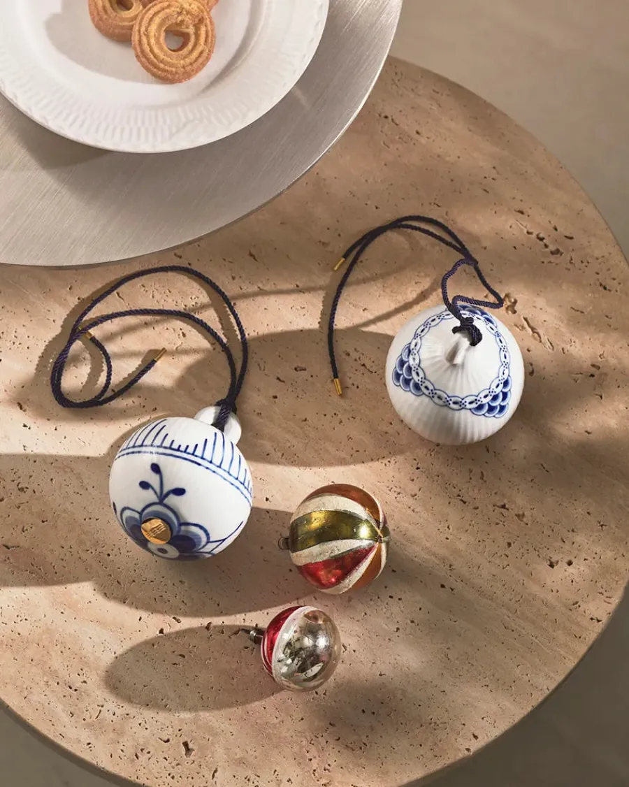 Blå Mega Riflet og Prinsesse, 2-pak julekugler 9,5 cm<Royal Copenhagen Best