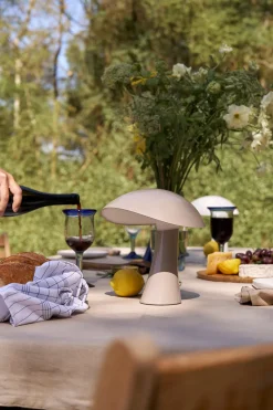 Rumee 220 Portable fra<Louis Poulsen Best