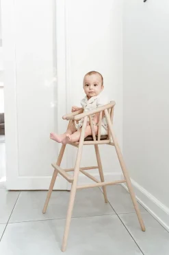 Saga Højstol, eg fra<Oaklings